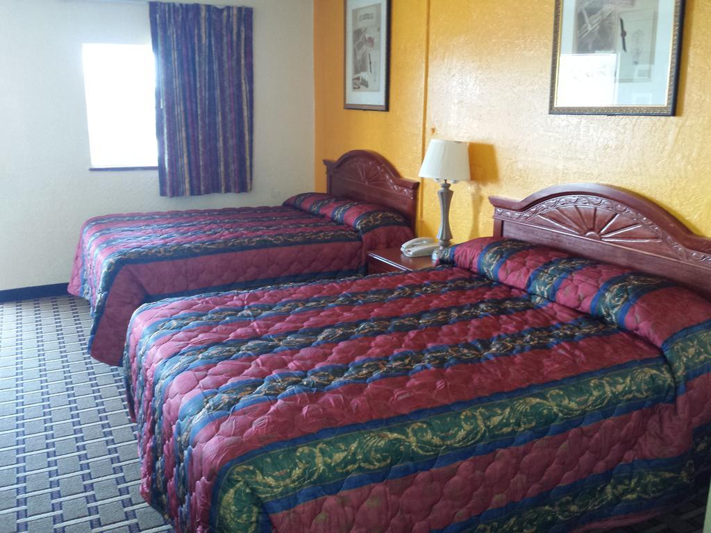 Encore Motel Farmington Chambre photo